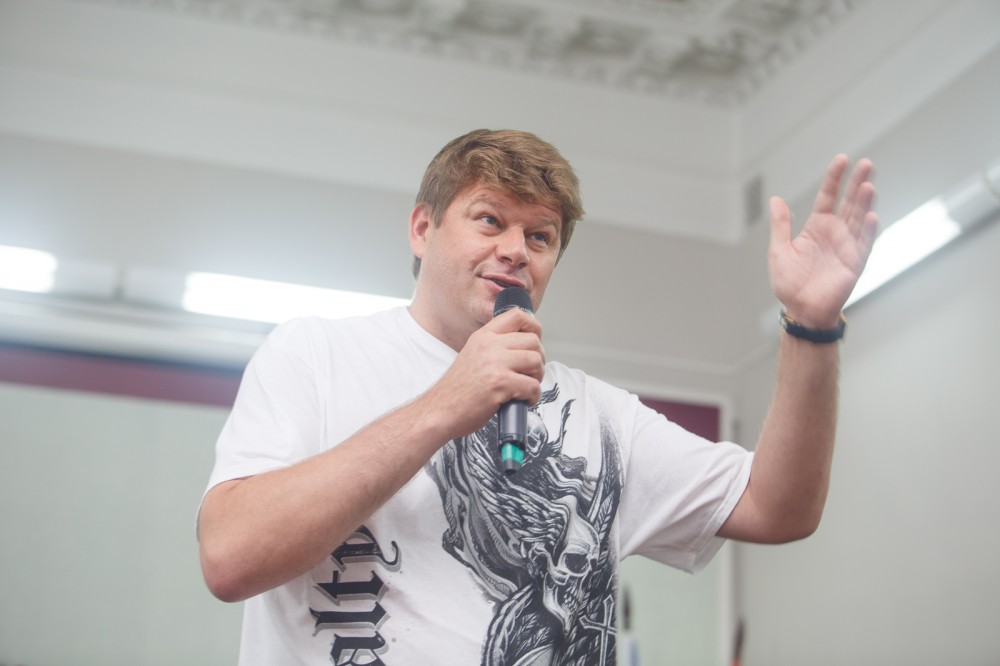 Дмитрий Губерниев провел очередной мастер-класс для учащихся Высшей Школы Кино и Телевидения «Останкино»