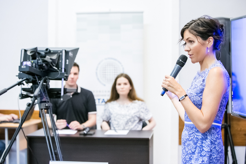 Телеведущая Анастасия Чернобровина провела очередной мастер-класс в Высшей Школе Кино и Телевидения «Останкино»